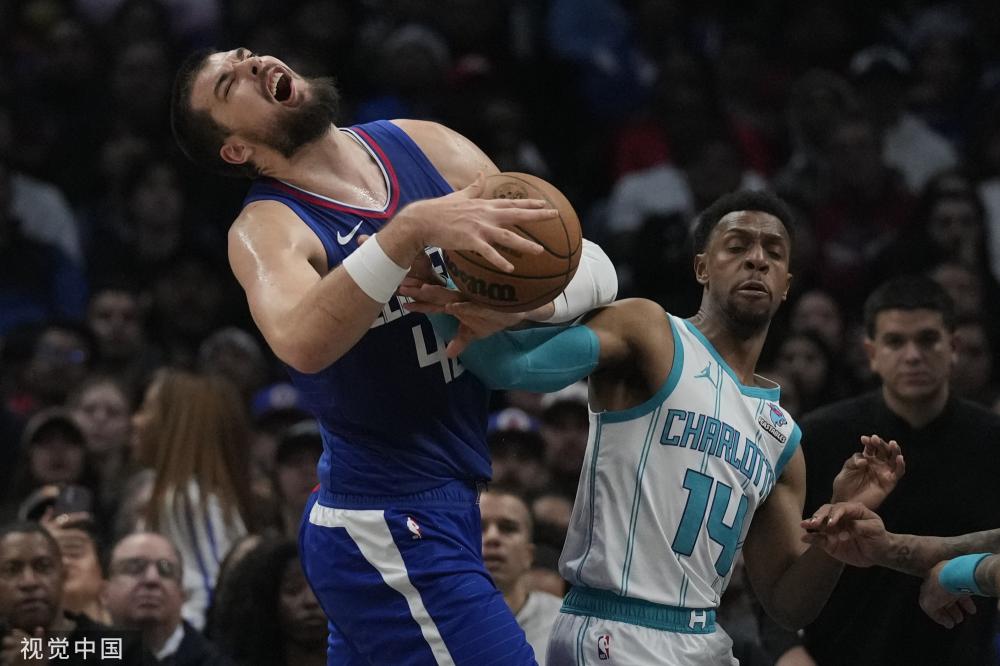 以其灵巧的 以其灵巧的